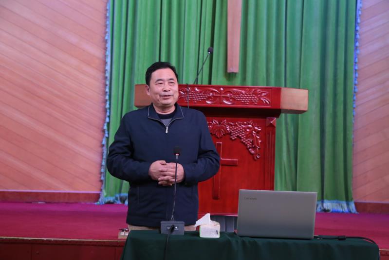 加强爱国主义教育 培育新时代传道人 ——记山东神学院师生学习《新时代爱国主义教育