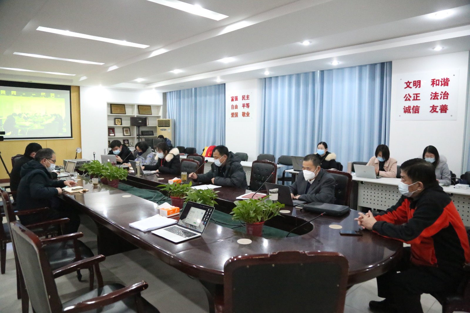 优化神学院管理 提升中国化神学教育质量 ——山东神学院召开年终总结会暨基督教中国