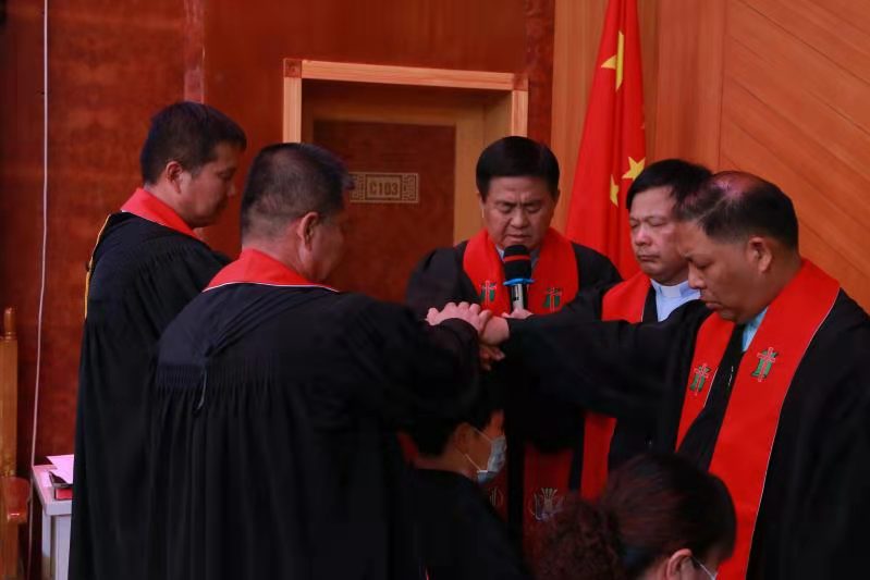 山东省基督教两会举行按立圣职典礼