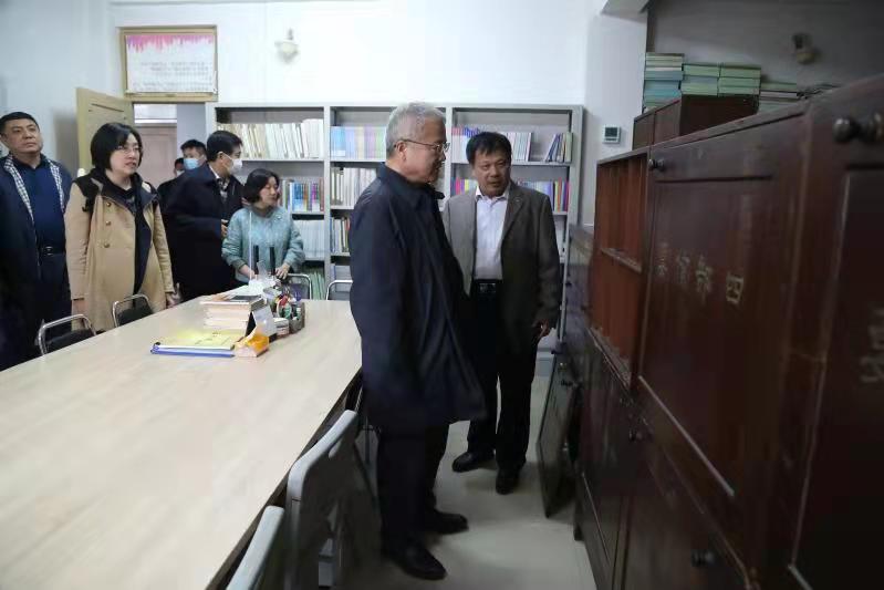 中央社会主义学院袁莎副院长一行到山东神学院调研