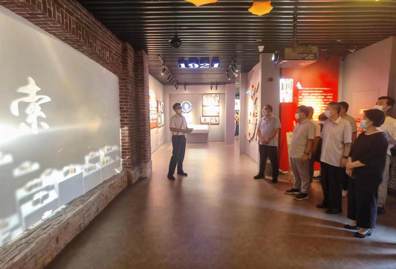 坚定爱国爱教信念，认真做好新时代教会工作 ——山东省基督教两会举行爱国主义教育活