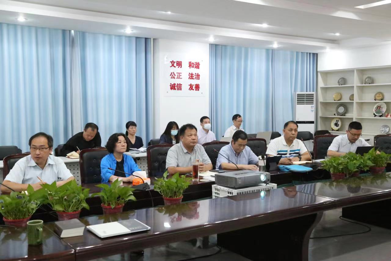 坚持基督教中国化方向 培养新时代神学教育人才 ——山东省基督教两会召开人才建设推