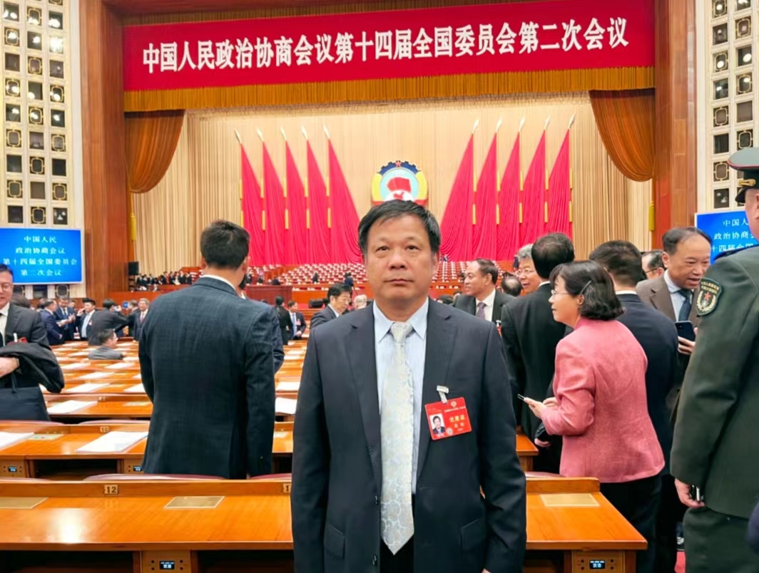 建言资政担使命 履职尽责谱新篇 ——全国政协委员高明牧师谈参加两会感受