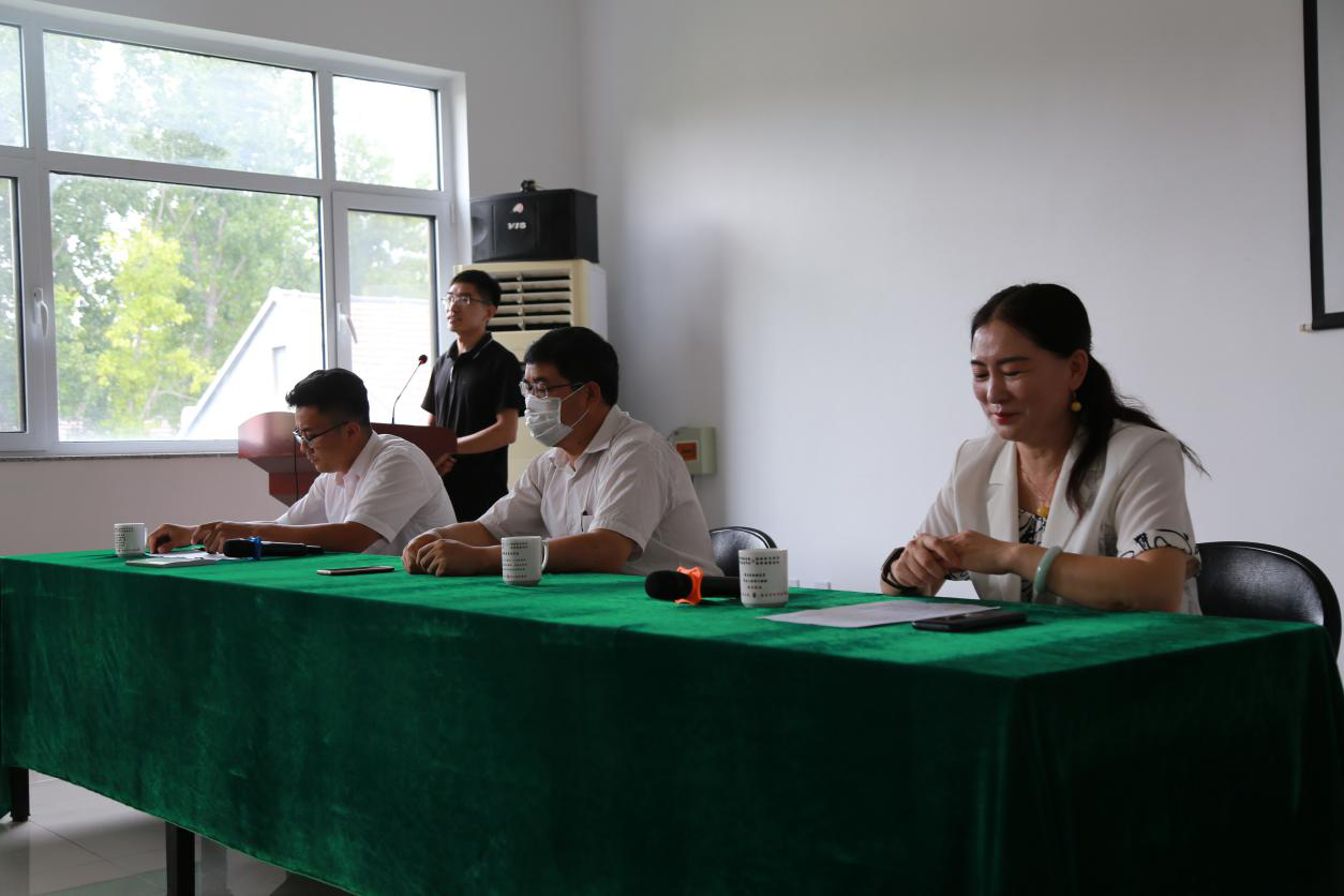 坚持基督教中国化方向，推动各项事工开展