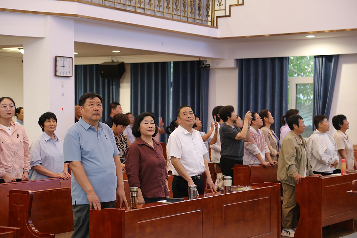 省基督教两会组织全省基督教界收看中国人民抗日战争暨世界反法西斯战争胜利80周年纪